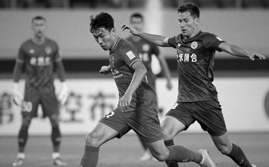 Xuân Son rời sân phút 60: tin chấn thương là thật, dòng doping chỉ là thủ tục