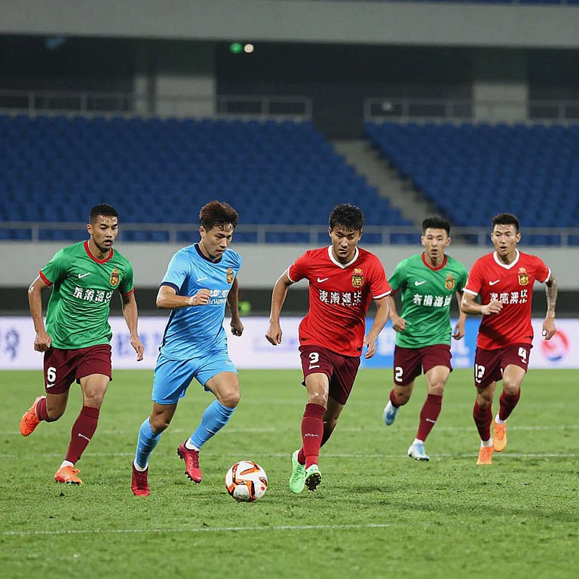Thanh Hóa, khoản nợ 305.000 USD với Rimario và mốc 45 ngày của FIFA